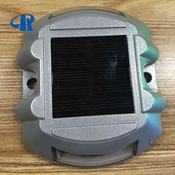 Round Solar Road Studs With Stem Rate